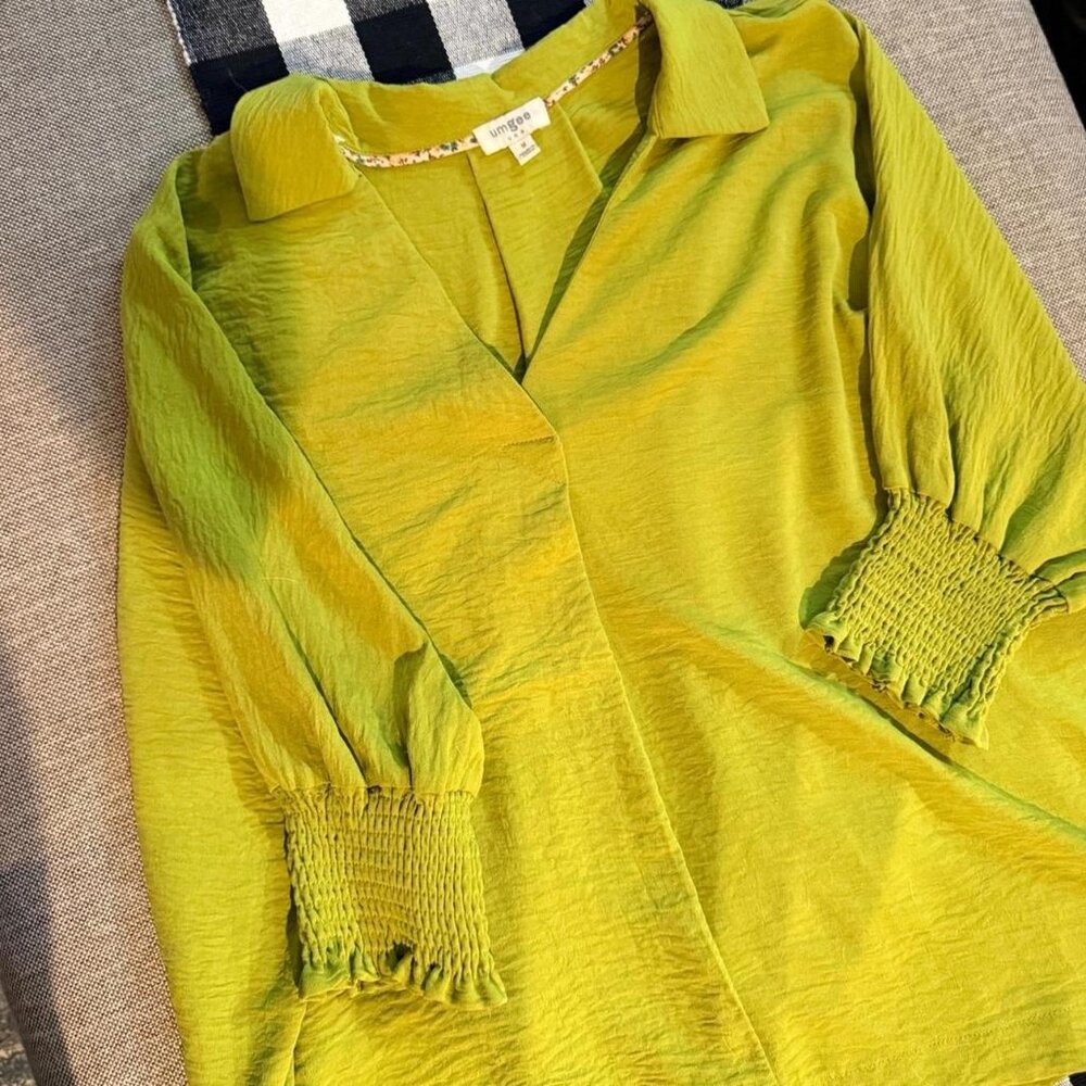 Like New Umgee (Anthropologie Brand) Blouse Size Small